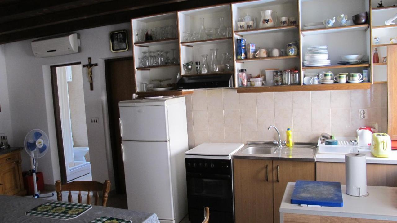 Guesthouse Ursic Selca  Экстерьер фото